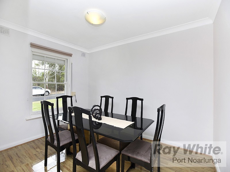 32 Carbenet Drive, Hackham SA 5163