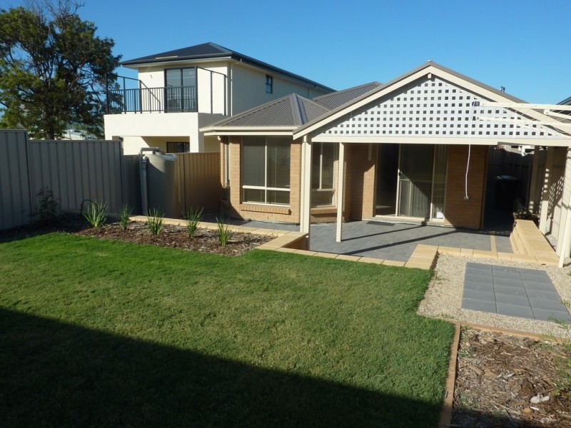 9 Dodd  Avenue, Port Noarlunga SA 5167