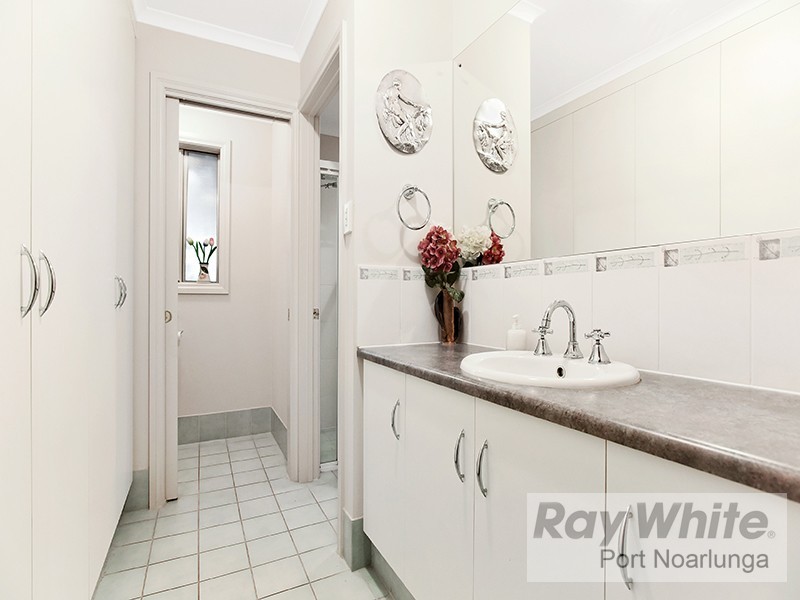 2 Erebus Glen, Hallett Cove SA 5158