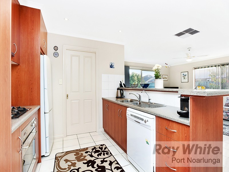 2 Erebus Glen, Hallett Cove SA 5158