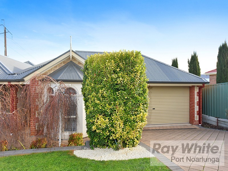 2 Erebus Glen, Hallett Cove SA 5158