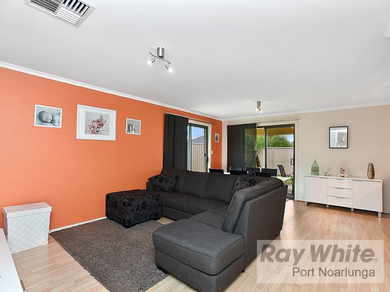 34 Quinn Street, Christie Downs SA 5164