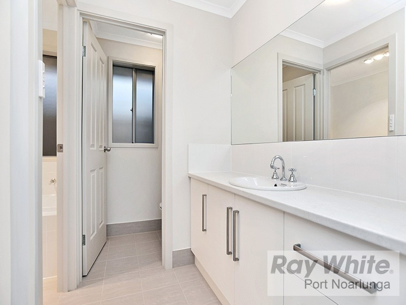24 Admiral Parade, Seaford Meadows SA 5169