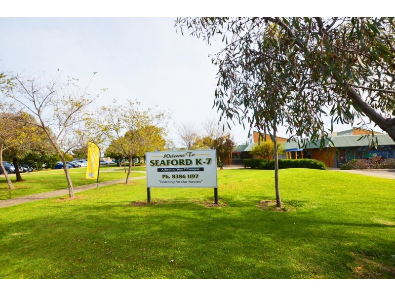 75 Kalgoorlie Avenue, Port Noarlunga South SA 5167