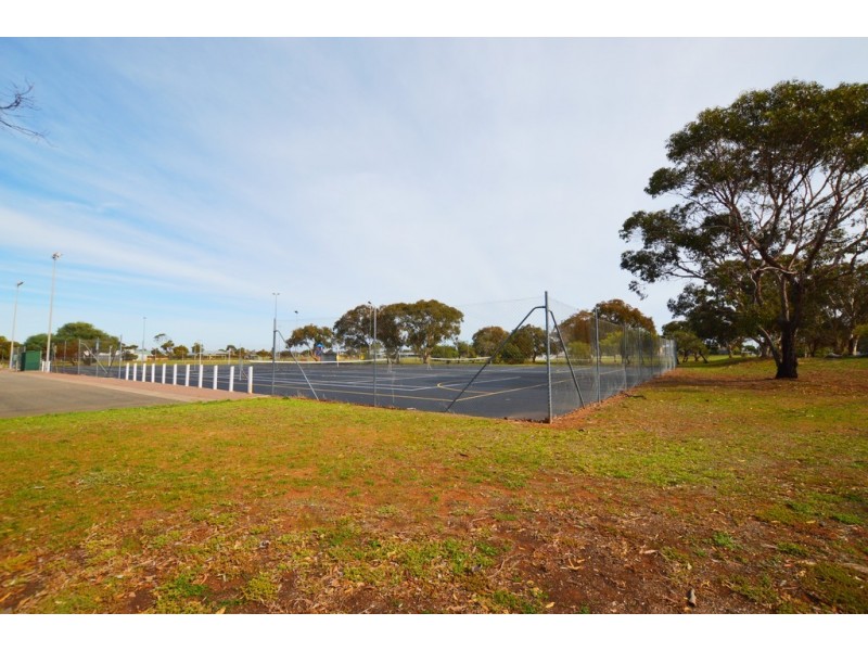 75 Kalgoorlie Avenue, Port Noarlunga South SA 5167