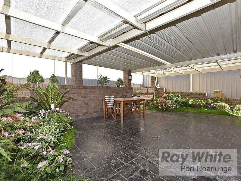 12 Drumborg Court, Woodcroft SA 5162