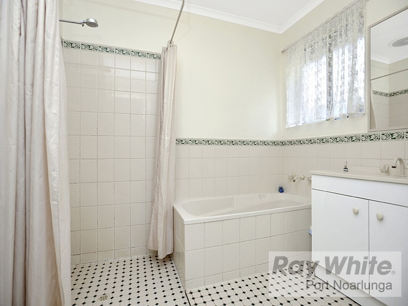 62 Dalkeith Road, Seaford Rise SA 5169