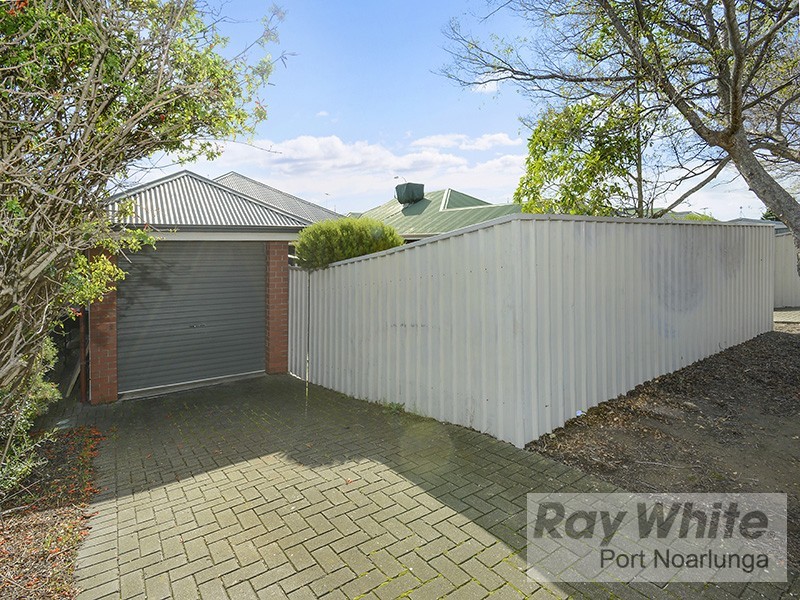 62 Dalkeith Road, Seaford Rise SA 5169