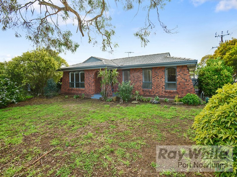 6 Richards Drive, Morphett Vale SA 5162