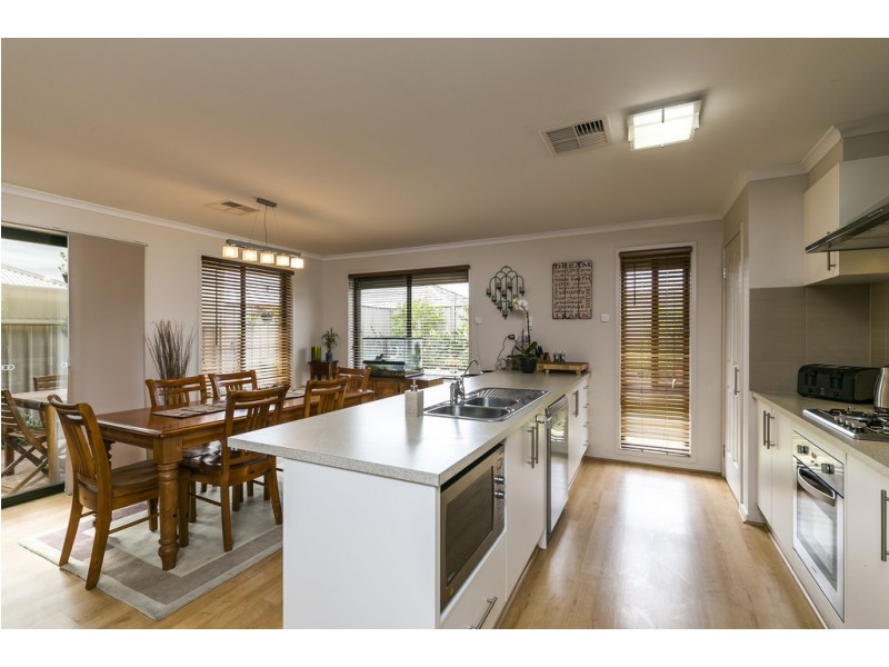 33 Edgehill Walk, Noarlunga Downs SA 5168