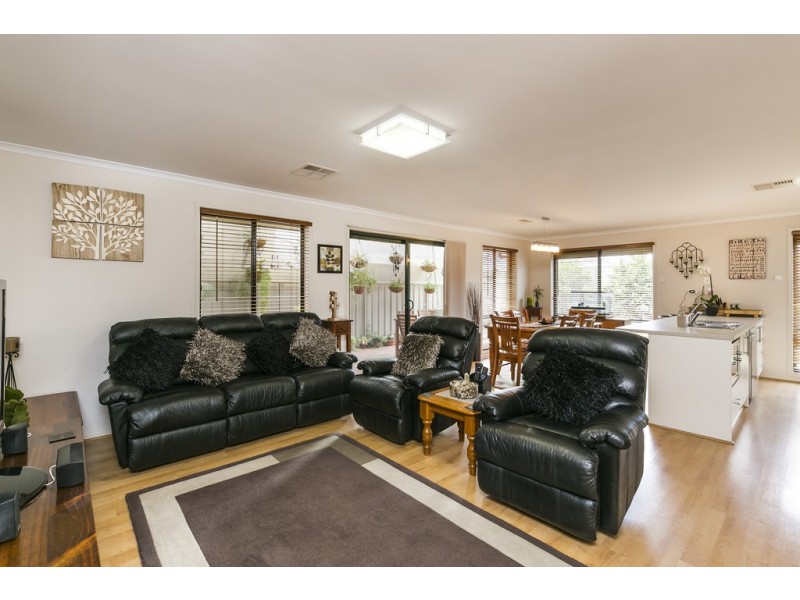 33 Edgehill Walk, Noarlunga Downs SA 5168