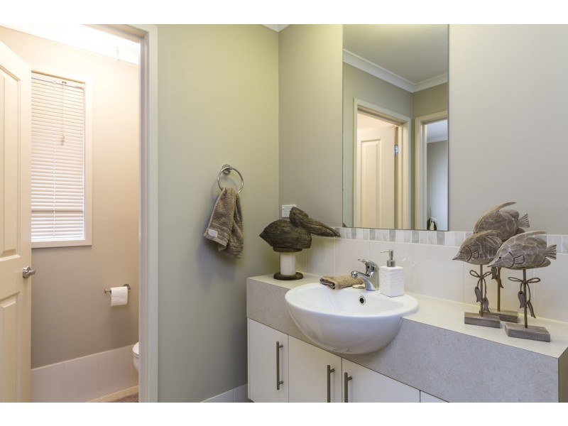 33 Edgehill Walk, Noarlunga Downs SA 5168