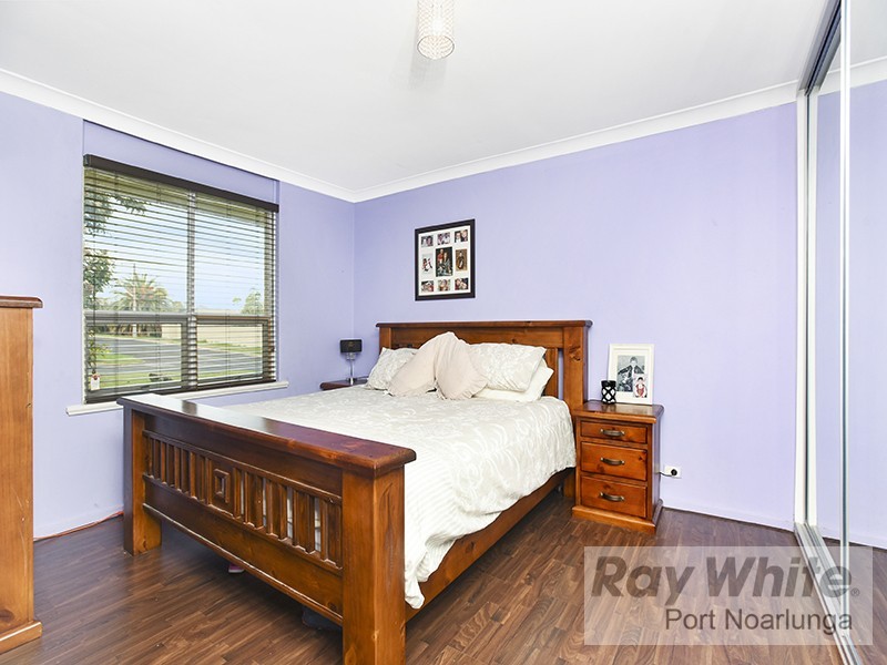 11 Denby Close, Christie Downs SA 5164