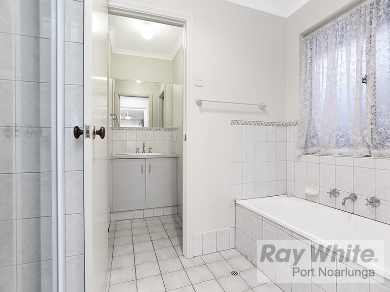 5 Hornpipe Glen, Seaford Rise SA 5169