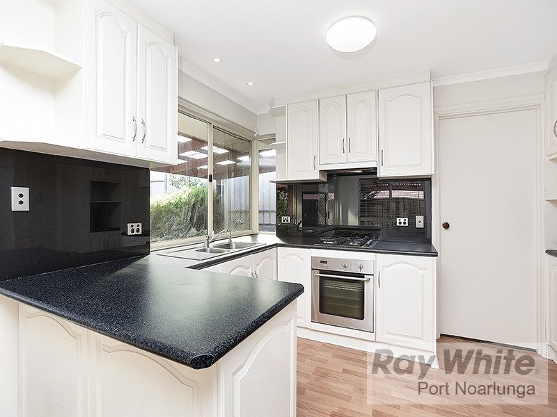 5 Hornpipe Glen, Seaford Rise SA 5169