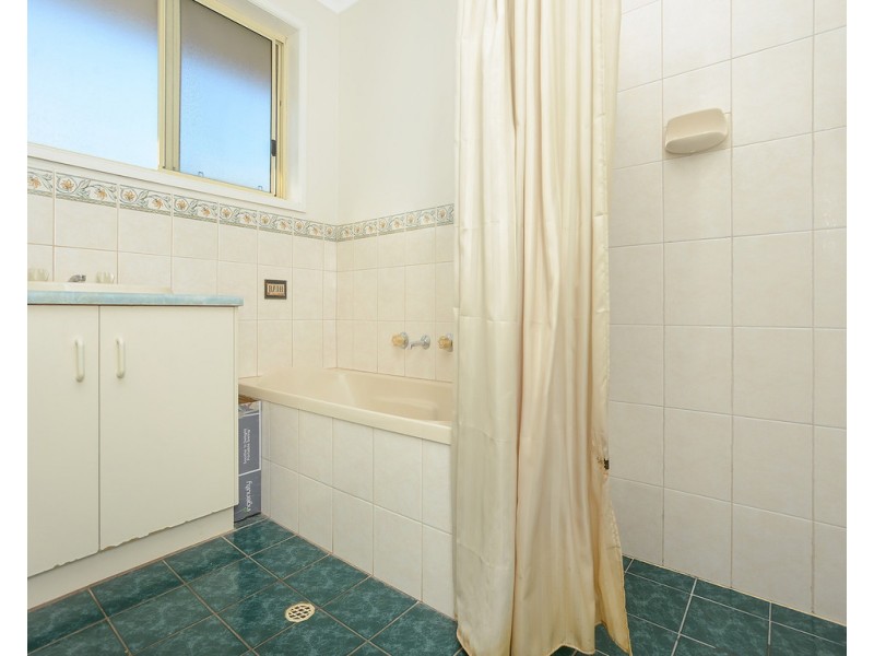 1 Domain Street, Moana SA 5169