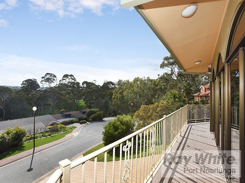 9 Bellbird Grove, Flagstaff Hill SA 5159