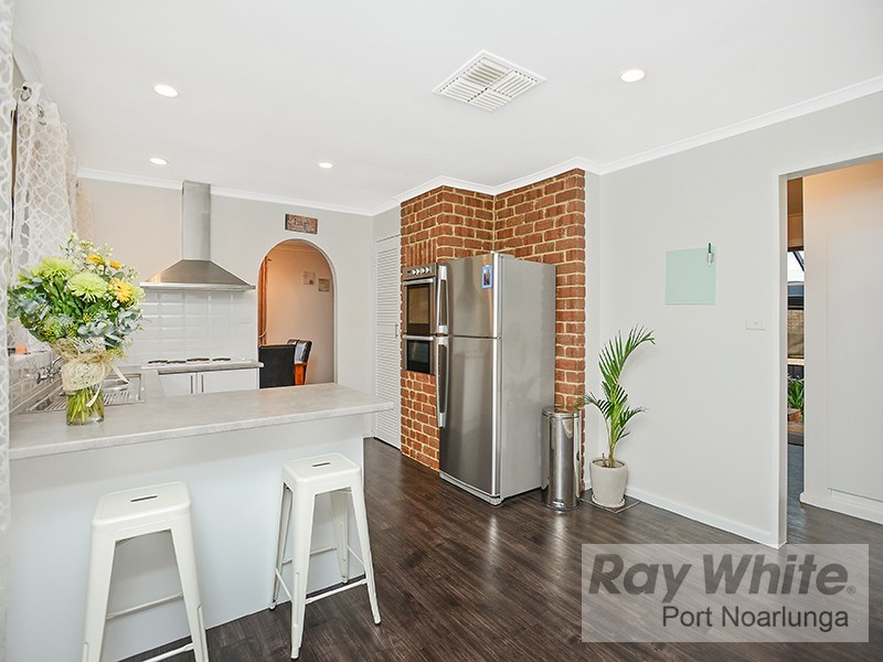 19 Leane Street, Huntfield Heights SA 5163