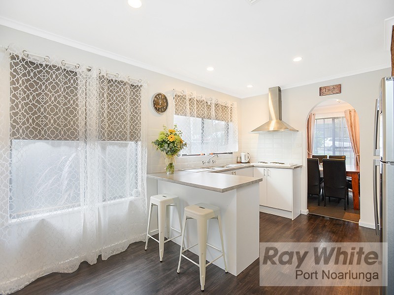 19 Leane Street, Huntfield Heights SA 5163