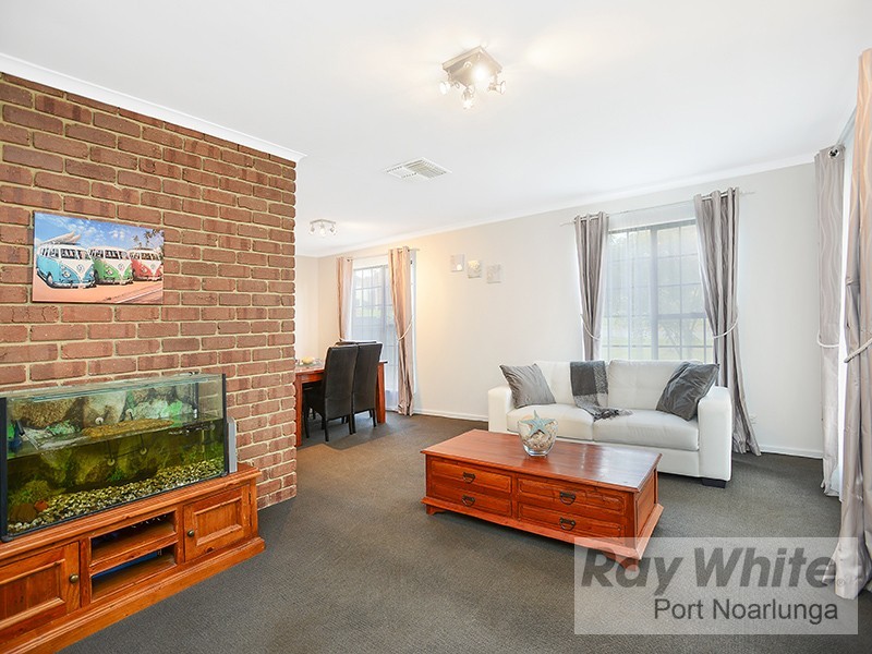 19 Leane Street, Huntfield Heights SA 5163