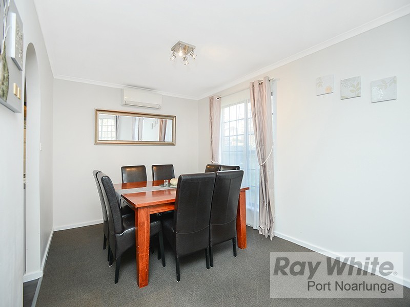 19 Leane Street, Huntfield Heights SA 5163