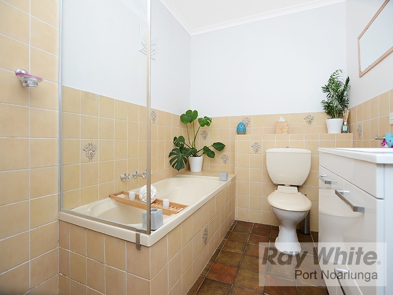 19 Leane Street, Huntfield Heights SA 5163