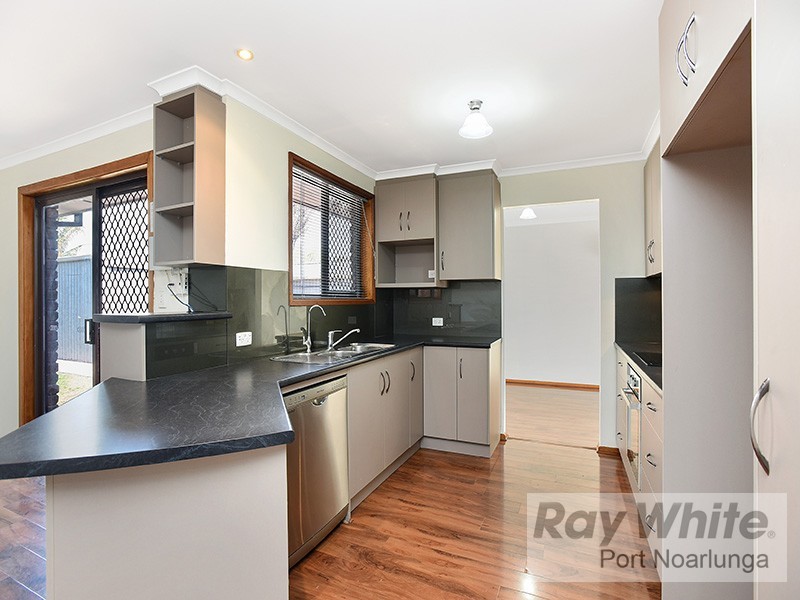 6 Valiant Road, Port Willunga SA 5173