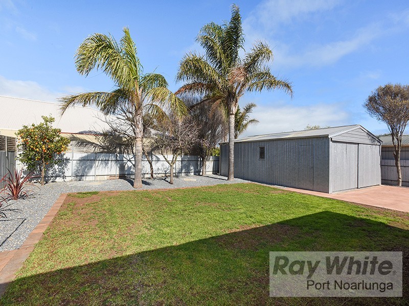 6 Valiant Road, Port Willunga SA 5173