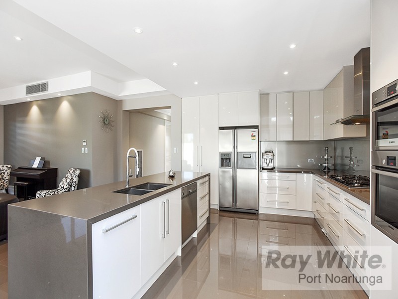 12 Acacia Grove, Flagstaff Hill SA 5159