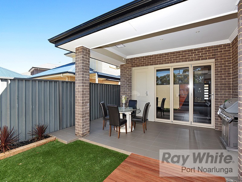 12 Acacia Grove, Flagstaff Hill SA 5159