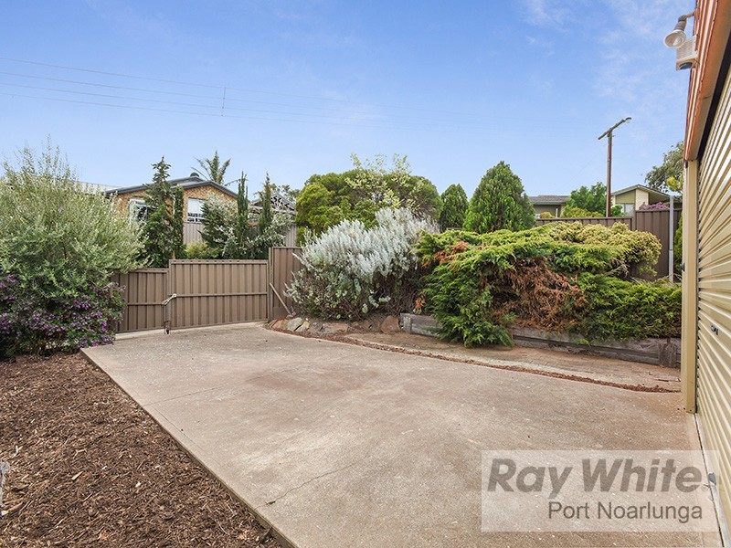 3 Clarke Crescent, Huntfield Heights SA 5163