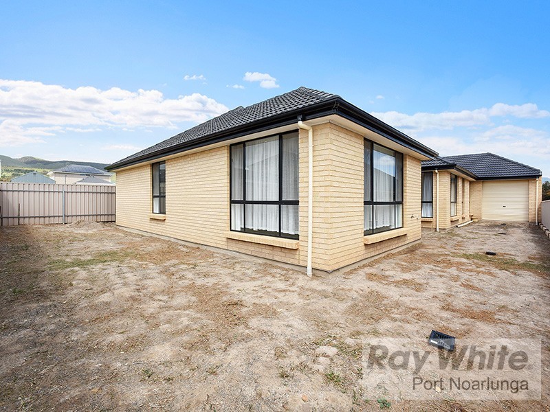 13 Milford Avenue, Sellicks Beach SA 5174