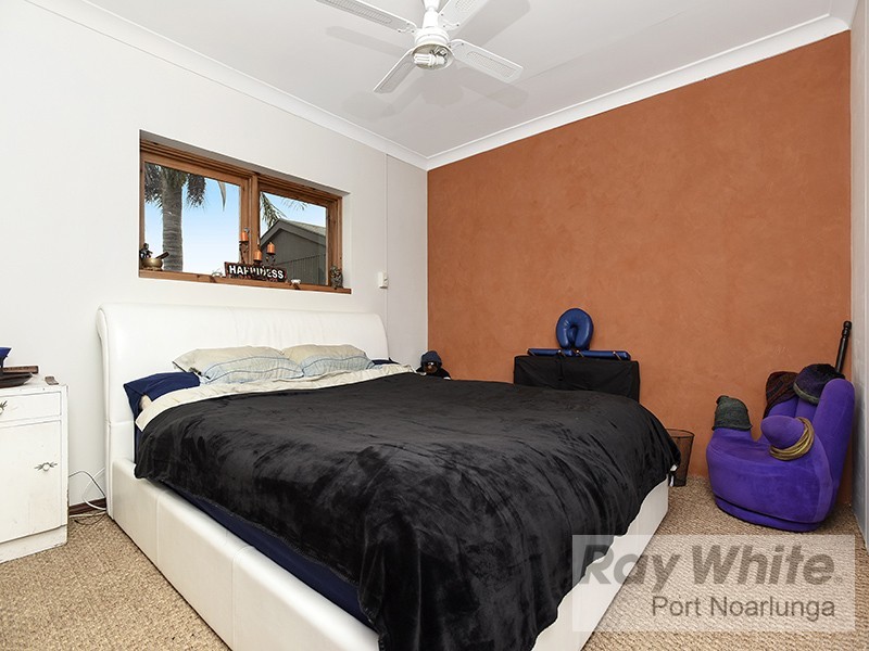 24 Griffiths Drive, Moana SA 5169