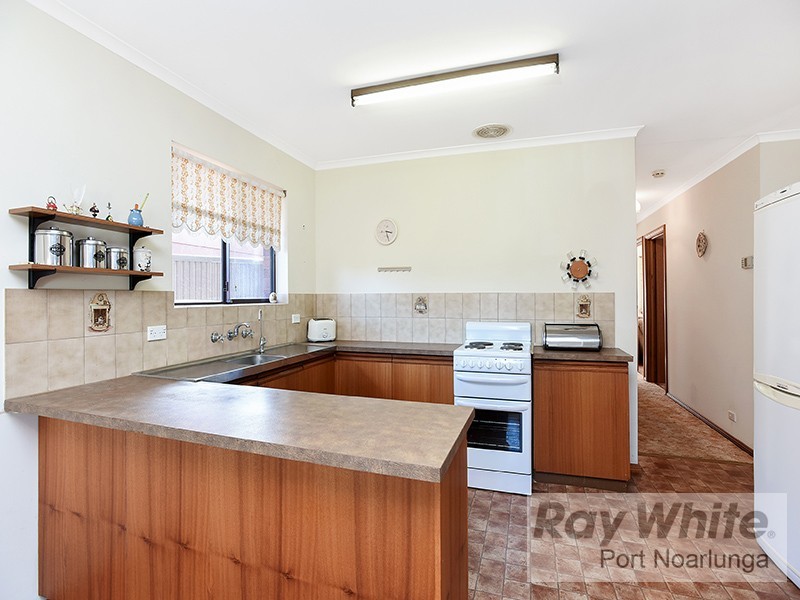 24 Banket Street, Huntfield Heights SA 5163