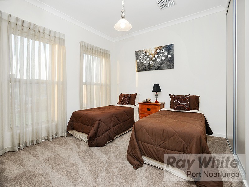 102 Excelsior Parade, Hindmarsh Island SA 5214