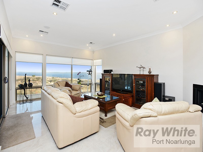 102 Excelsior Parade, Hindmarsh Island SA 5214