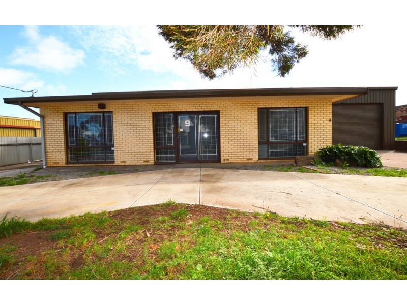 Unit 1, 9 Waddikee Road, Lonsdale SA 5160