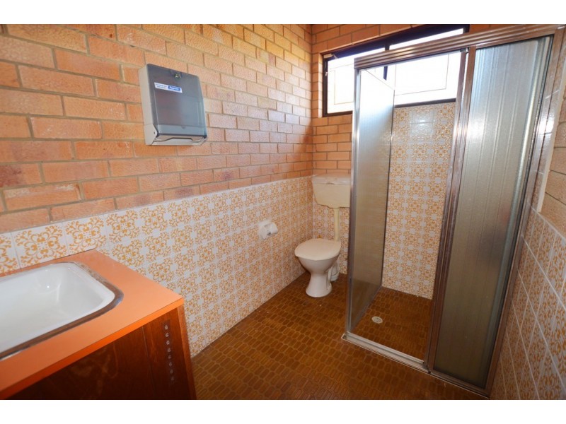 Unit 1, 9 Waddikee Road, Lonsdale SA 5160