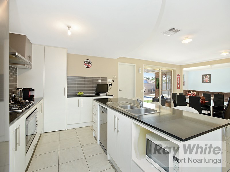 22 Arkle Place, Woodcroft SA 5162
