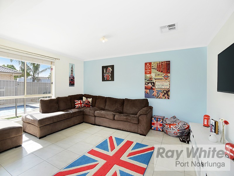 22 Arkle Place, Woodcroft SA 5162