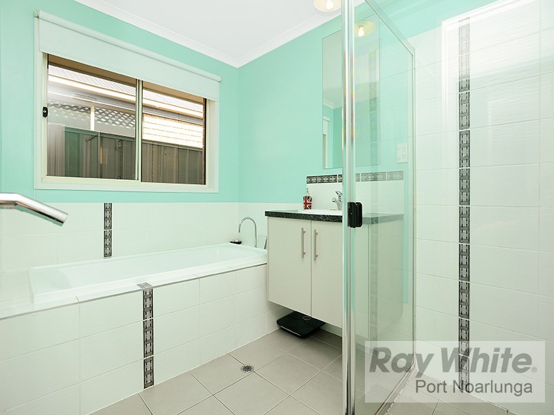 22 Arkle Place, Woodcroft SA 5162