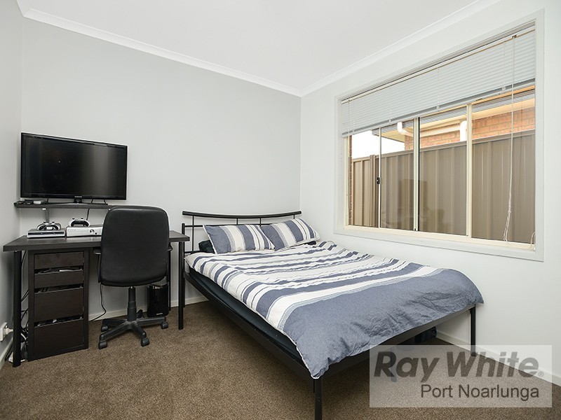 22 Arkle Place, Woodcroft SA 5162