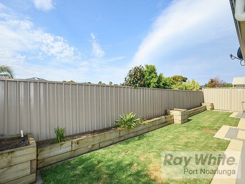 22 Arkle Place, Woodcroft SA 5162