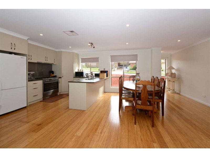 18 George Avenue, Hackham SA 5163