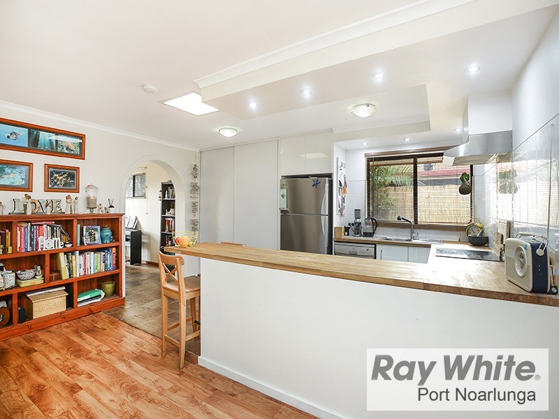 8 Cliff Avenue, Port Noarlunga South SA 5167