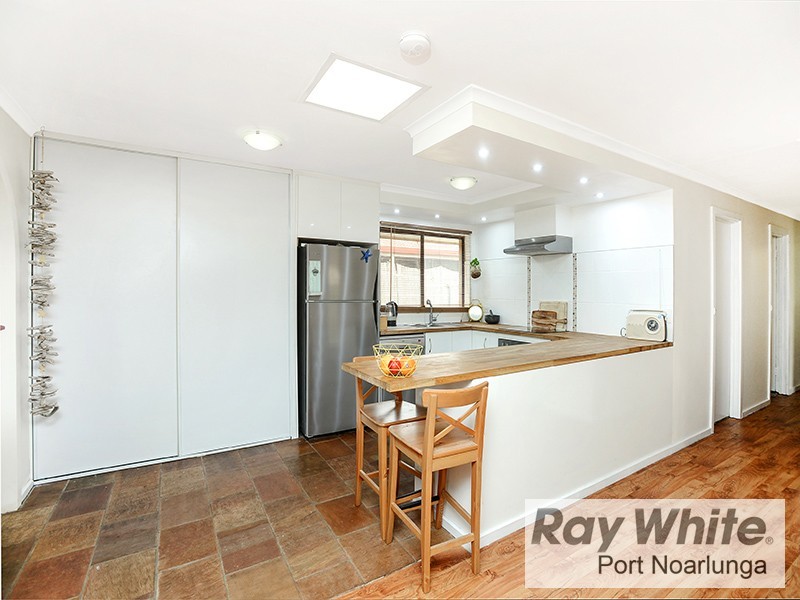 8 Cliff Avenue, Port Noarlunga South SA 5167