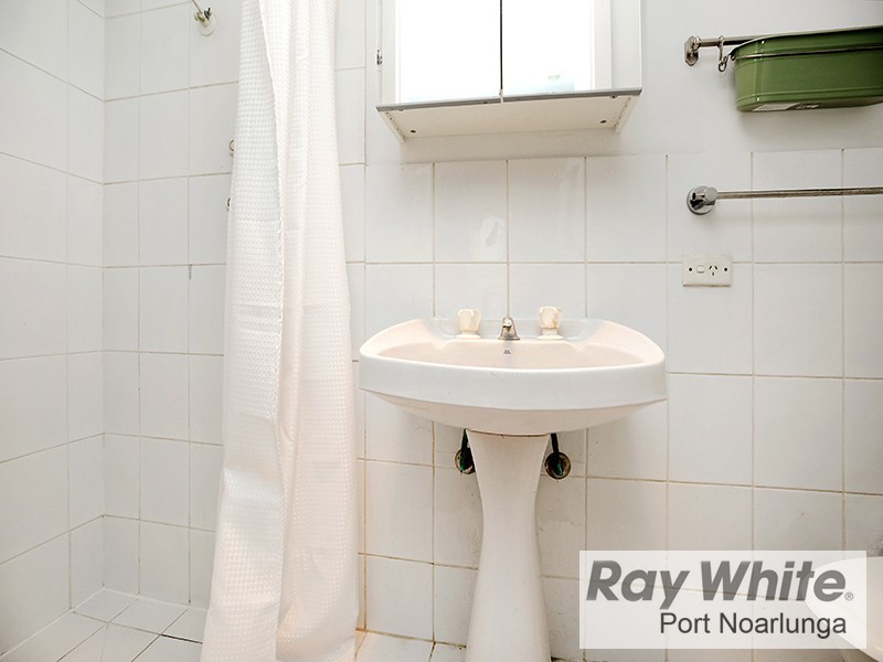 8 Cliff Avenue, Port Noarlunga South SA 5167