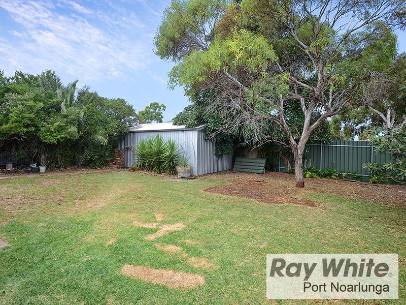 8 Cliff Avenue, Port Noarlunga South SA 5167