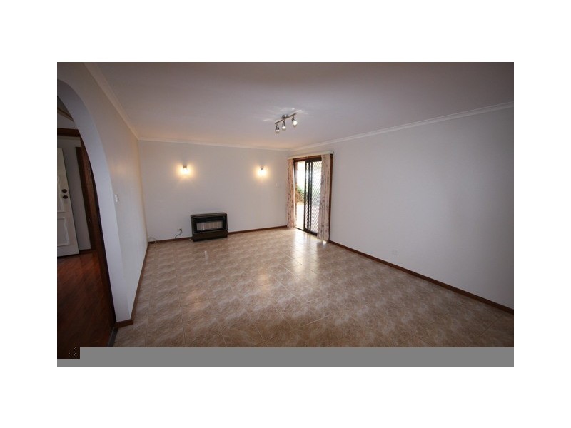 35 Kurrambi Crescent, Hallett Cove SA 5158