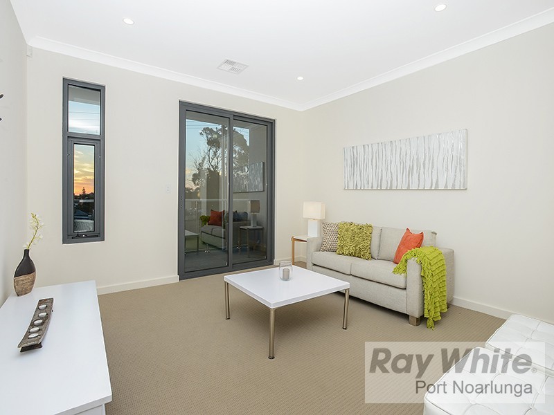 4B Page Place, Port Noarlunga SA 5167